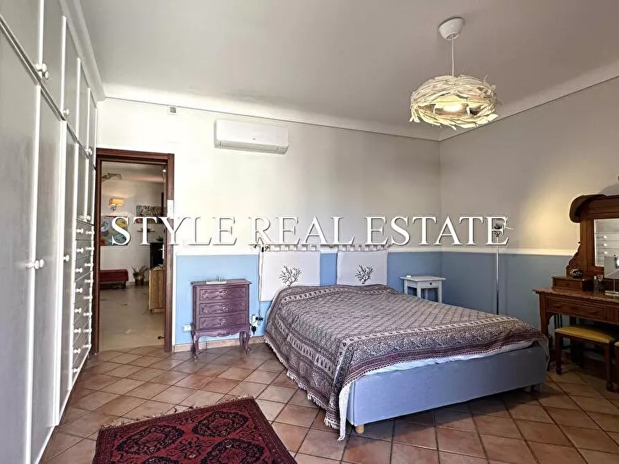 Immagine 11 di Appartamento in vendita  in via logoteta a Siracusa