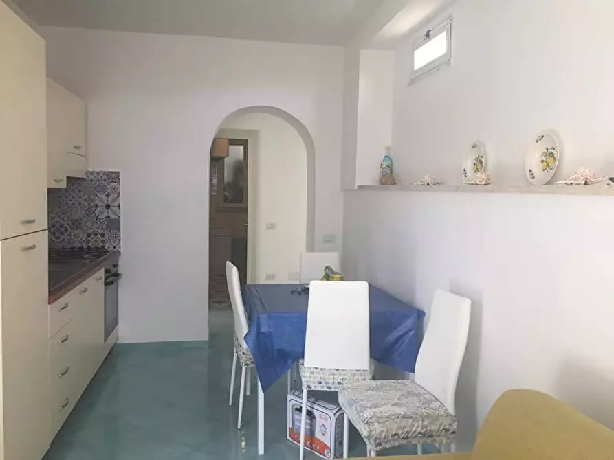 Immagine 3 di Appartamento in affitto  in Via dei bagni 4  a Procida