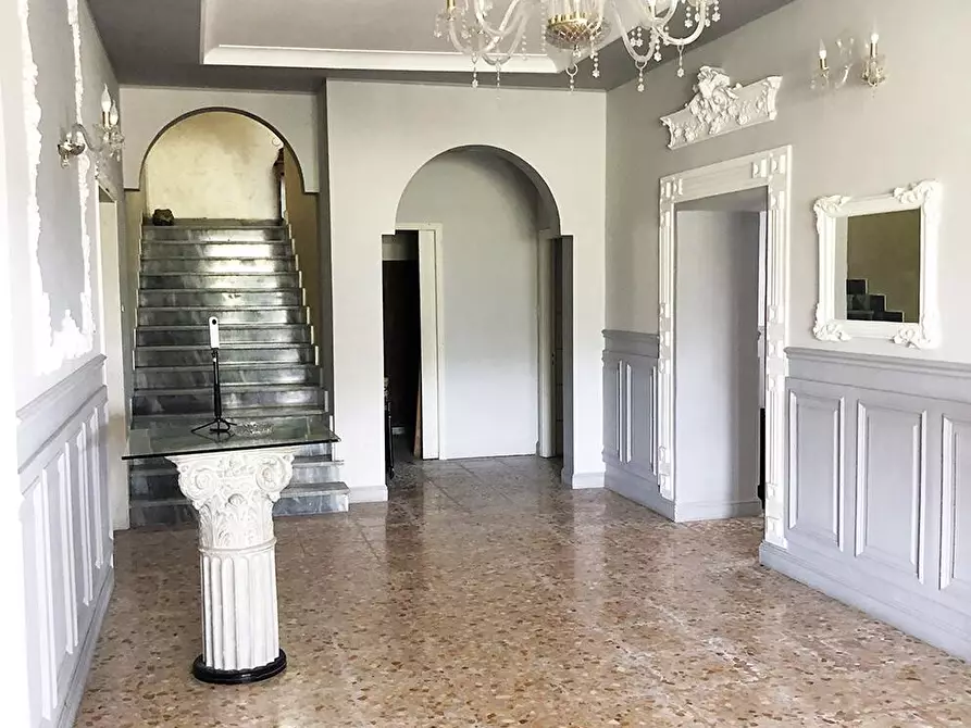 Immagine 32 di Albergo/B&B/Residence in vendita  in Via Villa snc a Liberi