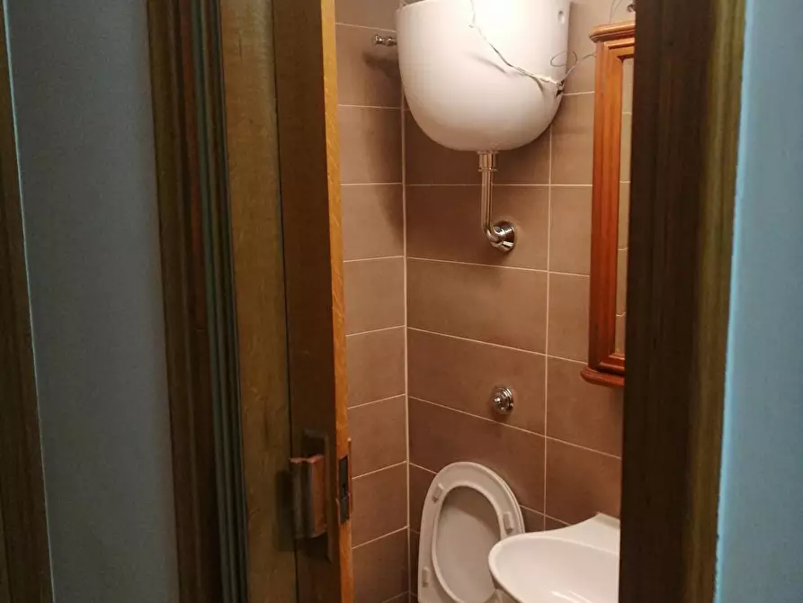 Immagine 6 di Stanza singola in affitto  in Parco San Paolo 30 a Napoli