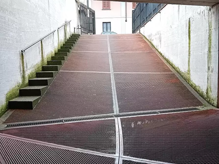 Immagine 7 di Box auto in affitto  in via Brusuglio  73-5 a Milano