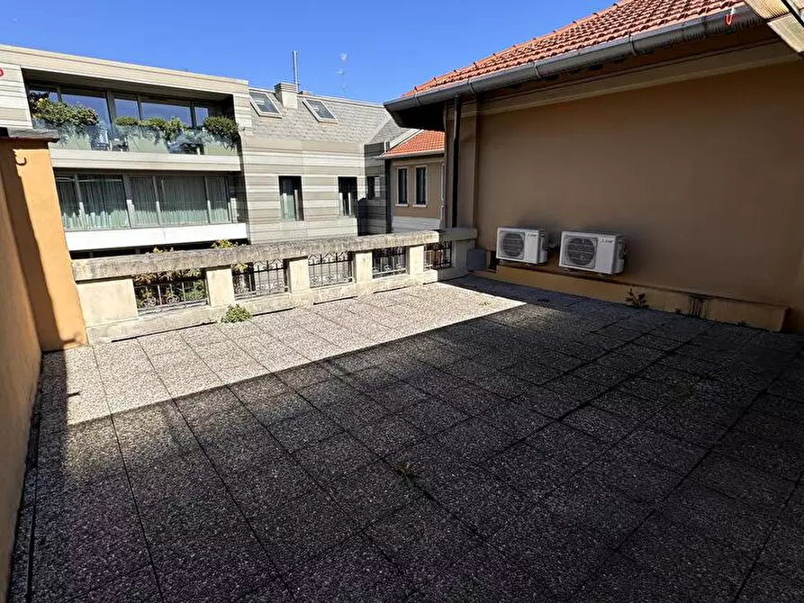 Immagine 7 di Monolocale in affitto  in via Giosuè Carducci 16 a Milano