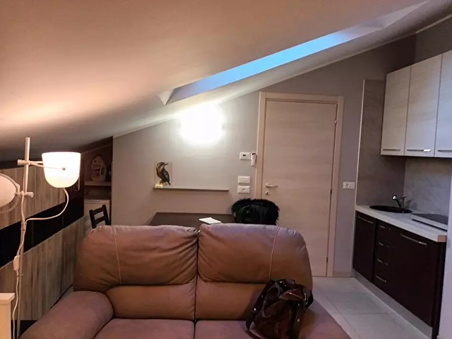 Immagine 11 di Monolocale in affitto  in via Castellammare 16 a Milano