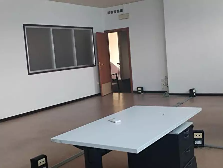 Immagine 1 di Ufficio in affitto  in Via delle Pianazze 39 a La Spezia