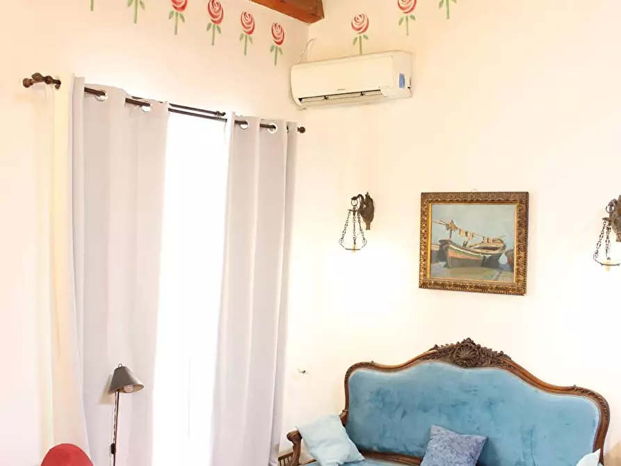 Immagine 12 di Camera in affitto  in Via Argenteria  19 a Palermo