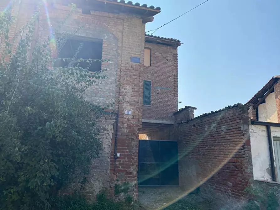 Immagine 4 di Casa indipendente in vendita  in Vittorio Emanuele II  16  a Castelnuovo Belbo