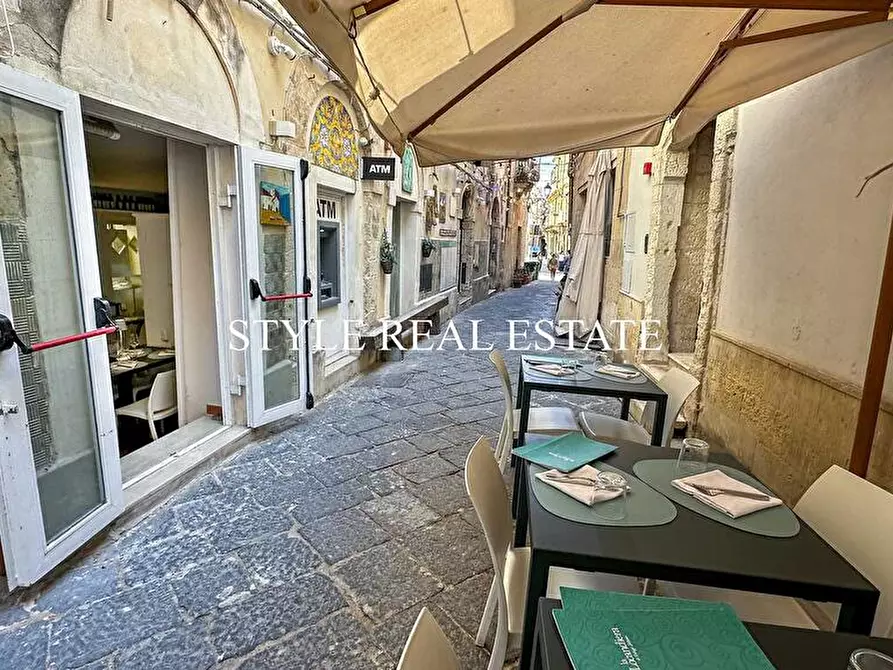 Immagine 43 di Bar / Ristorante in vendita  in Via Giuseppe Maria Capodieci 6 a Siracusa