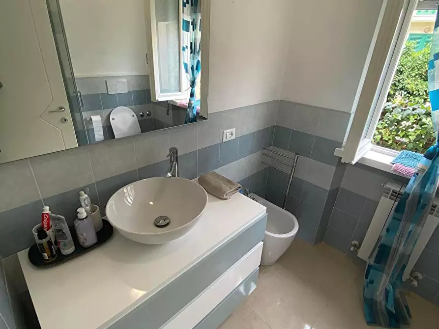 Immagine 7 di Appartamento in vendita  a Massarosa