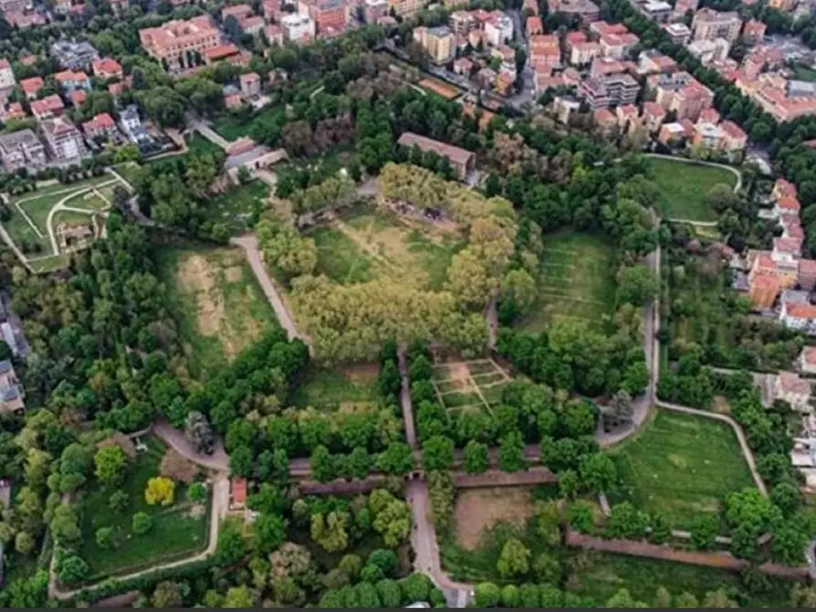 Immagine 12 di Appartamento in vendita  a Parma