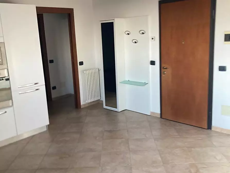 Immagine 3 di Appartamento in affitto  a Costa Masnaga