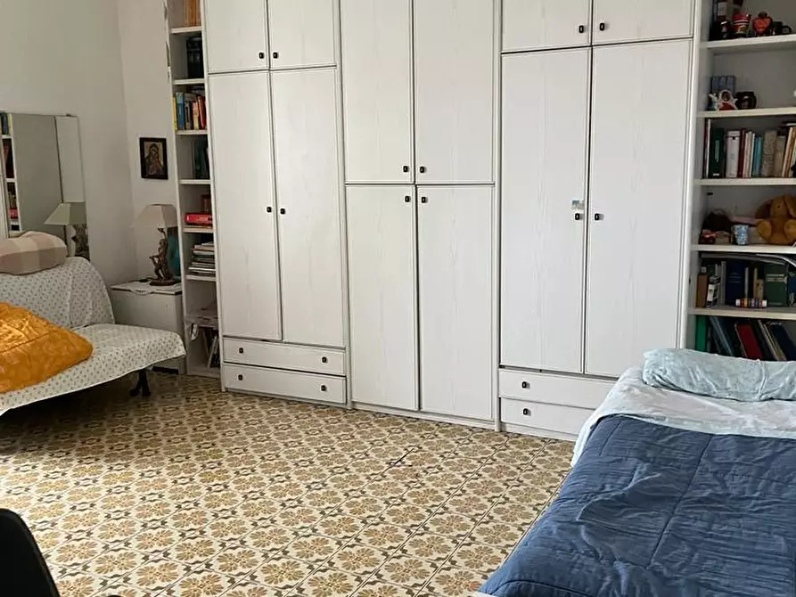 Immagine 4 di Stanza singola in affitto  in via scarlatti  a Napoli