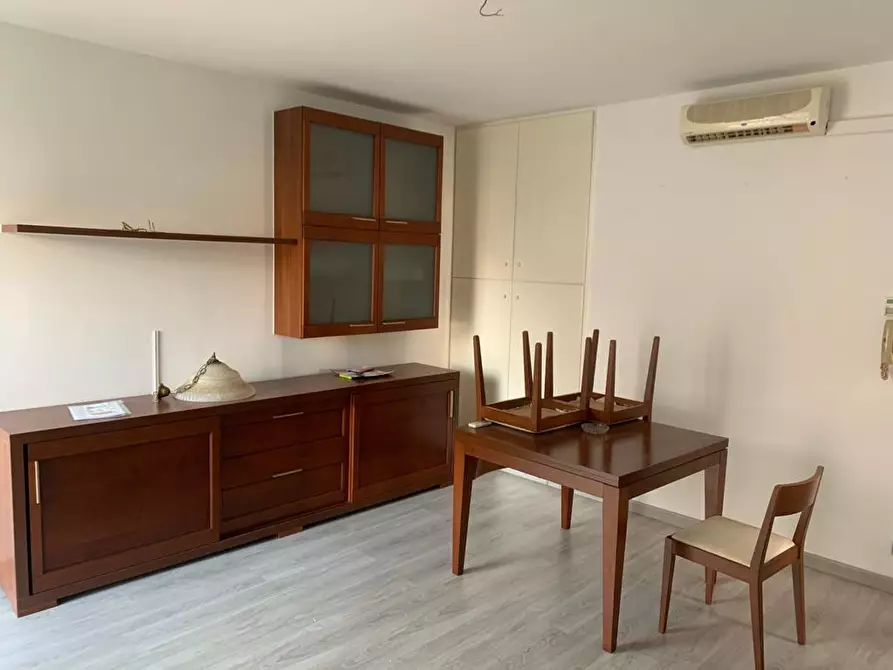 Immagine 2 di Appartamento in vendita  in Traversa Via Nazionale Adriatica snc a Roseto Degli Abruzzi