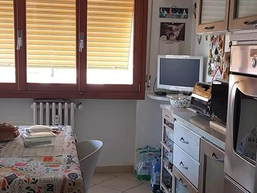 Immagine 1 di Affittacamere in affitto  a Scandicci