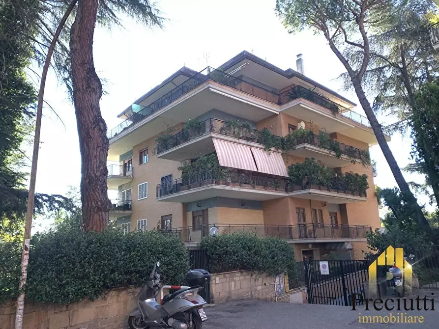 Immagine 2 di Appartamento in vendita  in VIA RAFFAELE FABRETTI 19 a Roma