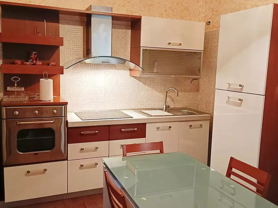 Immagine 3 di Appartamento in affitto  in Via Andrea della Monica 13 a Brindisi