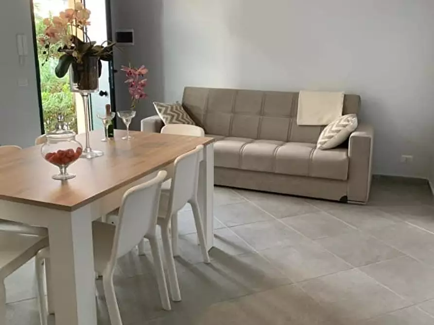 Immagine 7 di Albergo/B&B/Residence in affitto  in Via Riccione  27 a Capaci