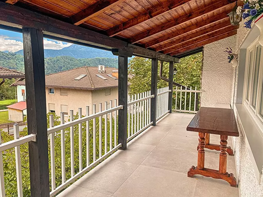 Immagine 17 di Villa in vendita  in VIALE LIDO 1 a Levico Terme