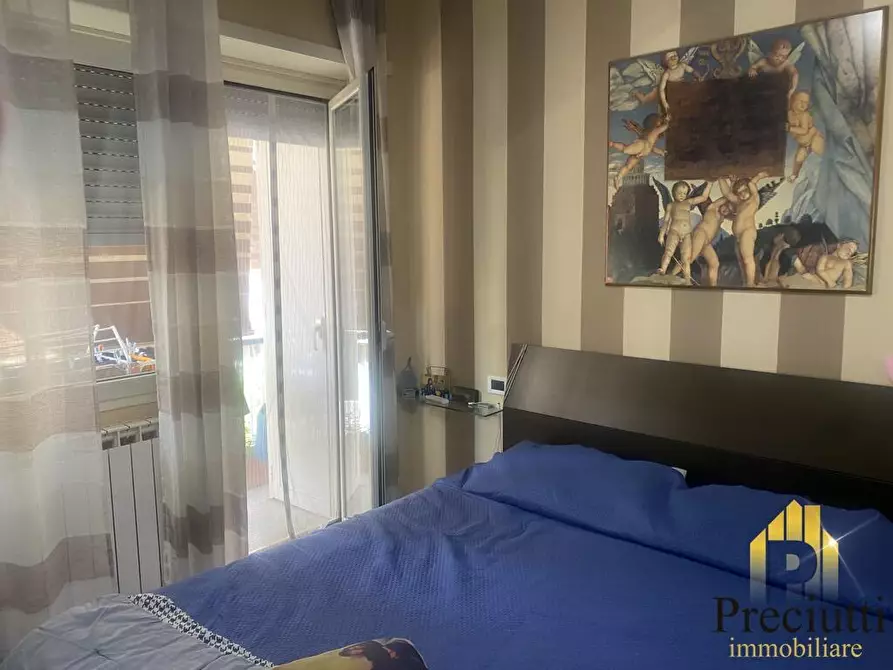 Immagine 9 di Appartamento in vendita  in VIA STEFANO BORGIA 74 a Roma