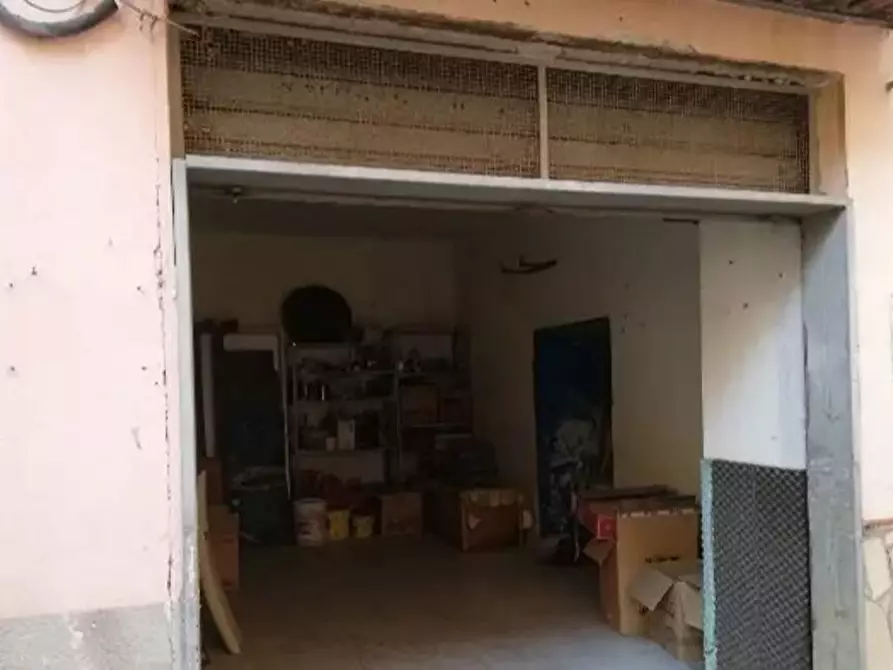 Immagine 4 di Laboratorio in vendita  in Via Umberto 1(Vico Calderai) 1 a Sarno