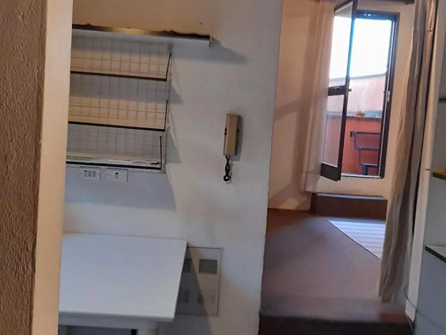 Immagine 3 di Appartamento in affitto  a Modena