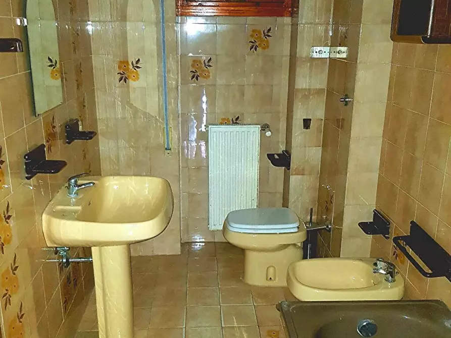 Immagine 10 di Appartamento in affitto  in p.za gola 51 a Roma