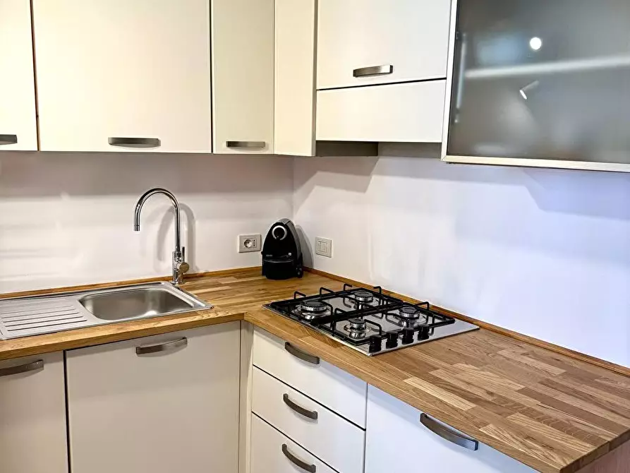 Immagine 9 di Monolocale in affitto  in via fioravanti 3 a Milano