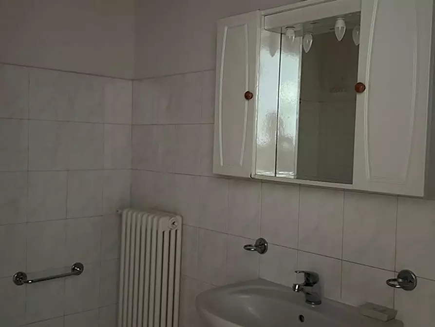 Immagine 8 di Appartamento in affitto  a Parma