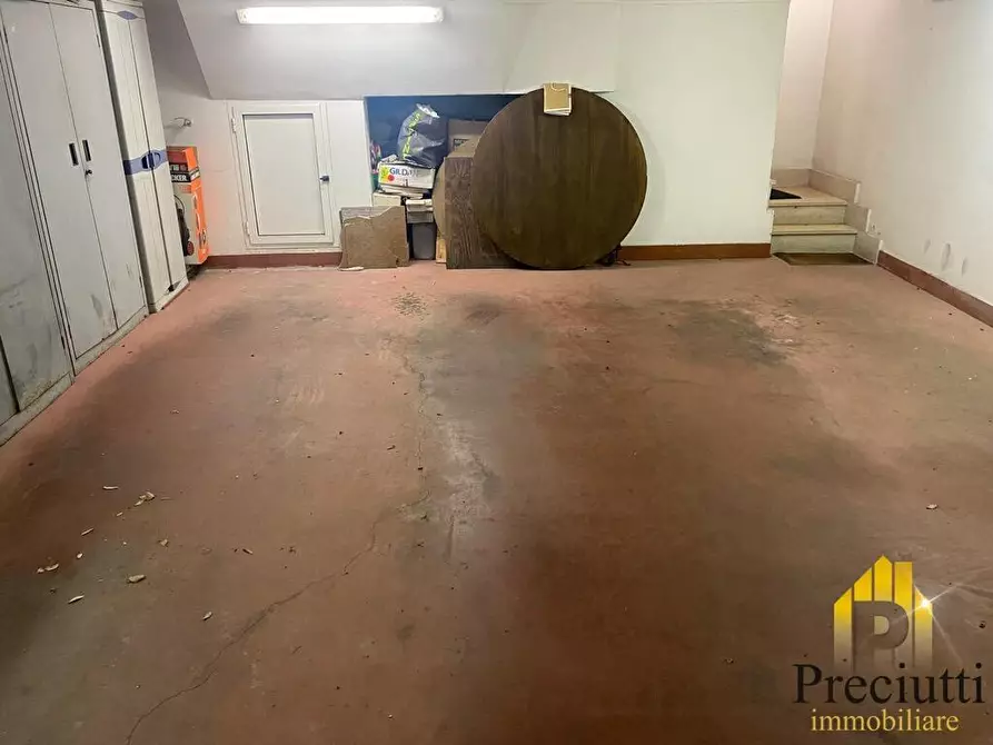 Immagine 14 di Villa in vendita  in VIA PIETRO UBALDO ANGELETTI 58 a Roma