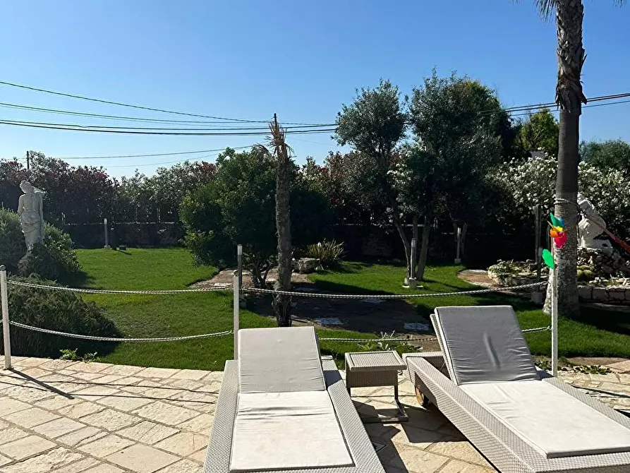 Immagine 6 di Villa in vendita  in stradavicinale scorcialupi 6 a Maruggio