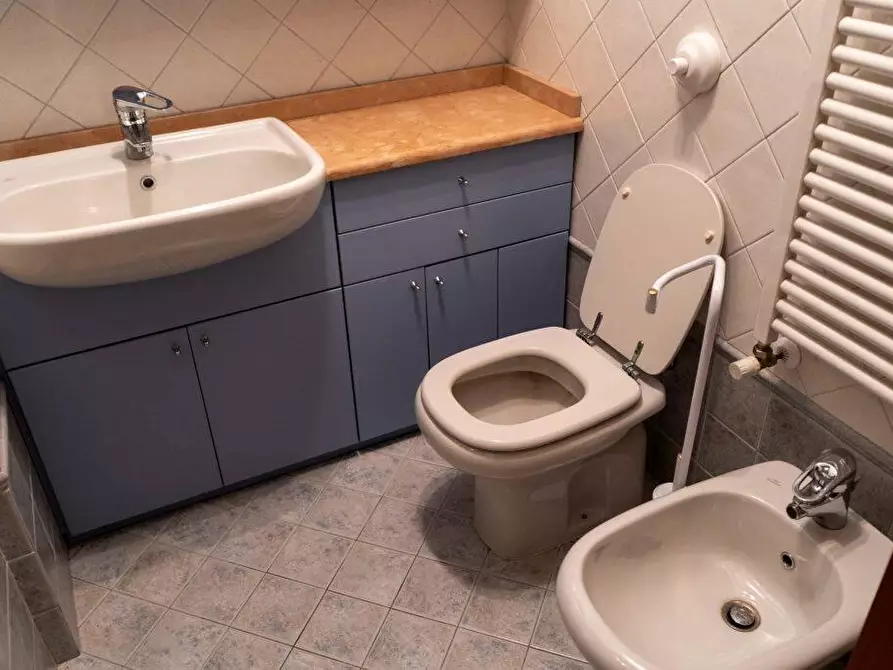 Immagine 4 di Villa in affitto  in Via Ugo la Malfa  3 a Paderno Dugnano