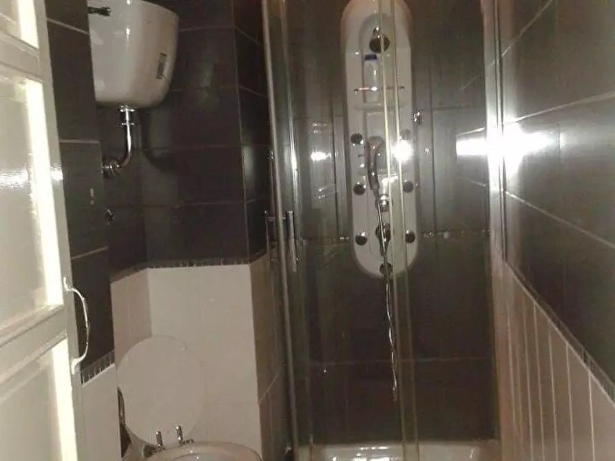 Immagine 7 di Appartamento in affitto  in Via Mergellina  35b a Napoli