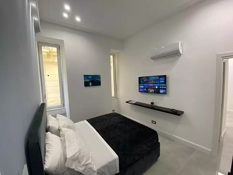 Immagine 4 di Casa vacanze in affitto  in via luigia san felice 5 a Napoli