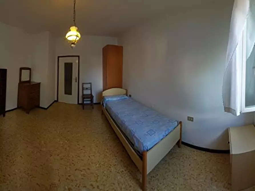 Immagine 1 di Stanza singola in affitto  a Lecco