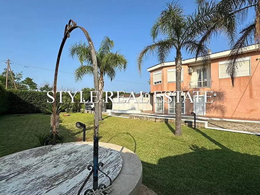 Immagine 21 di Villa in vendita  in Via Mar Tirreno 2 a Siracusa