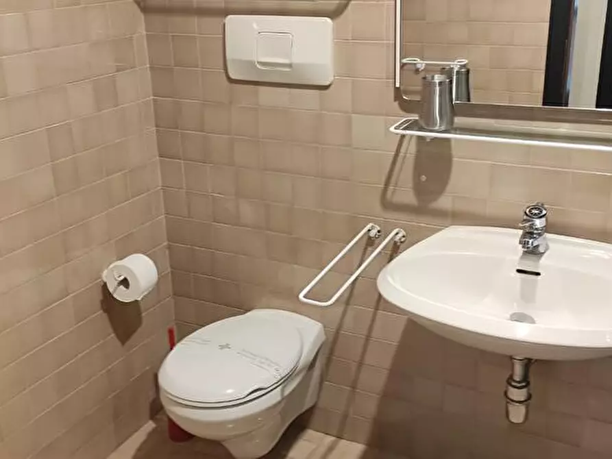 Immagine 5 di Albergo/B&B/Residence in affitto  in Via pian dei frari  29 a Pinzolo