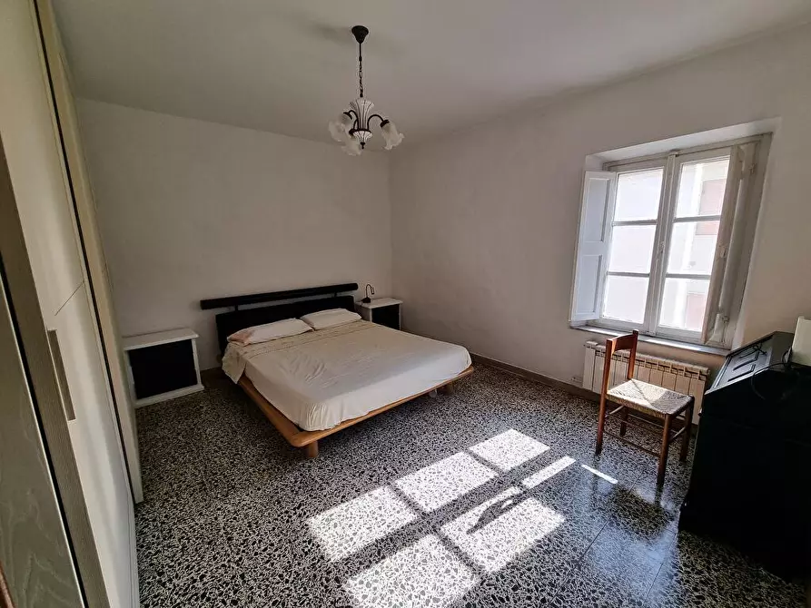 Immagine 2 di Camera in affitto  a Pescaglia
