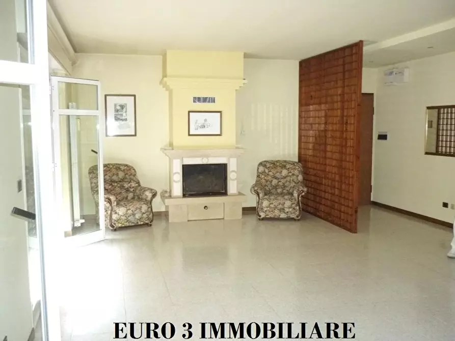 Immagine 2 di Appartamento in vendita  in VIA PIETRO NENNI, 24/E a Roccafluvione