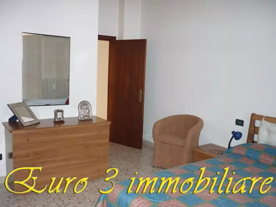 Immagine 4 di Appartamento in vendita  in VIA E. MONTALE, 1 a Roccafluvione