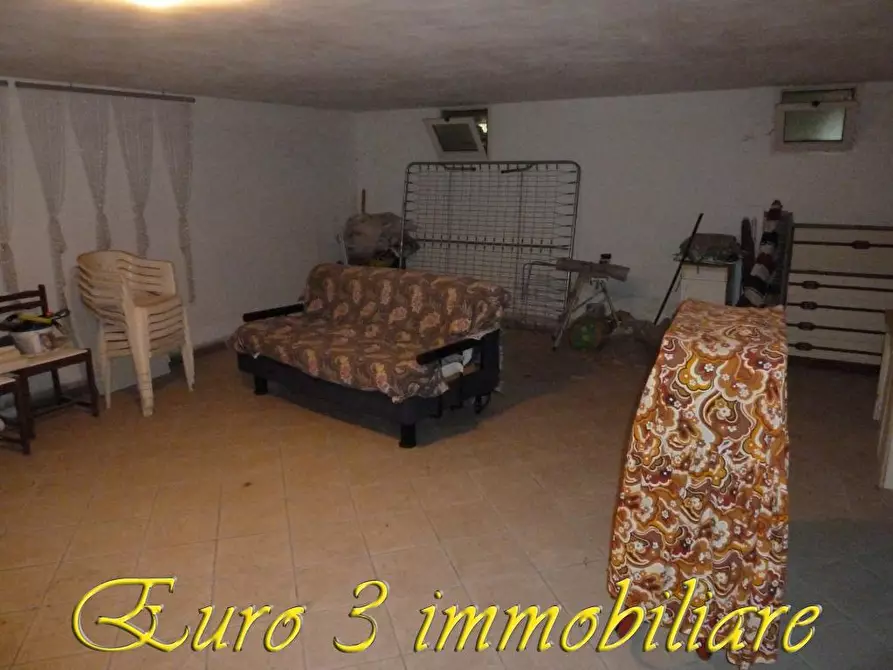 Immagine 3 di Garage in vendita  a Alba Adriatica