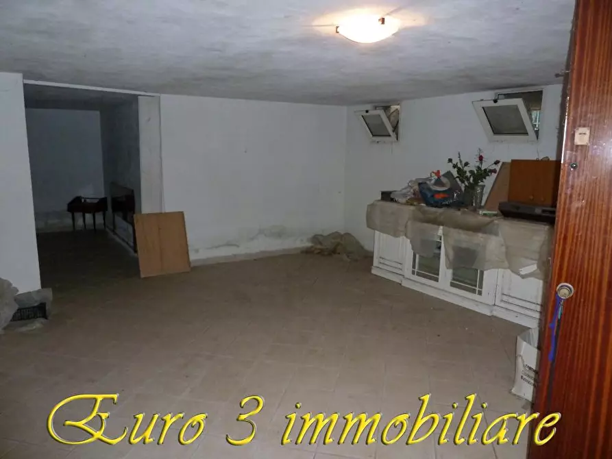 Immagine 4 di Garage in vendita  a Alba Adriatica