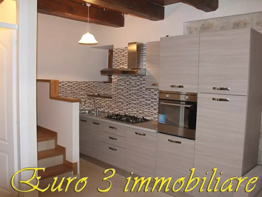 casa semindipendente in vendita ad Ascoli Piceno in zona Centro Storico