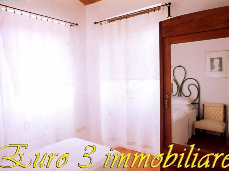 Immagine 5 di Rustico / casale in vendita  in ROSARA a Ascoli Piceno