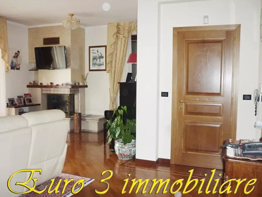 Immagine 4 di Capannone industriale in vendita  in VIA DELL'ASPO,7 a Ascoli Piceno