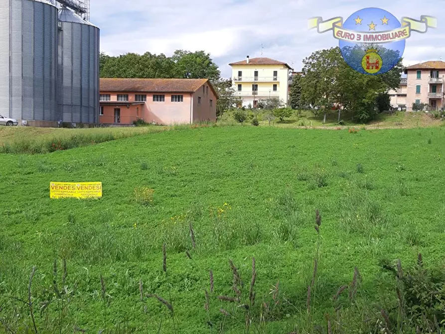 Immagine 2 di Terreno in vendita  in LOCALITA' PONTE MAGLIO a Santa Vittoria In Matenano