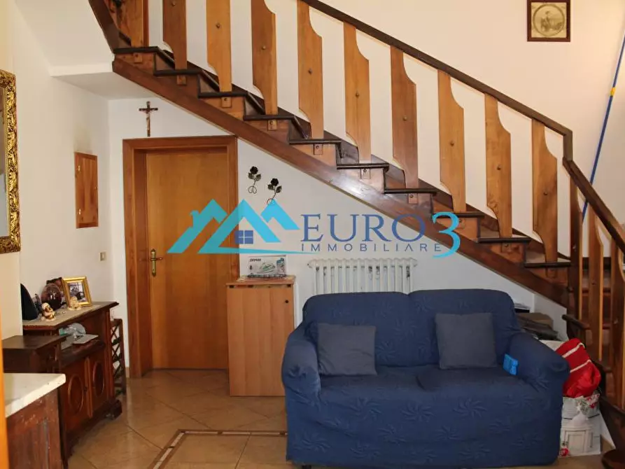 Immagine 19 di Appartamento in vendita  in FRAZIONE PIAGGE, 387 a Ascoli Piceno