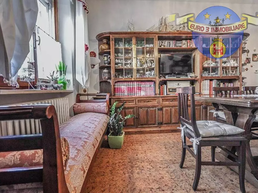 Immagine 6 di Casa indipendente in vendita  in CONTRADA COLLECHIARO,8 a Comunanza