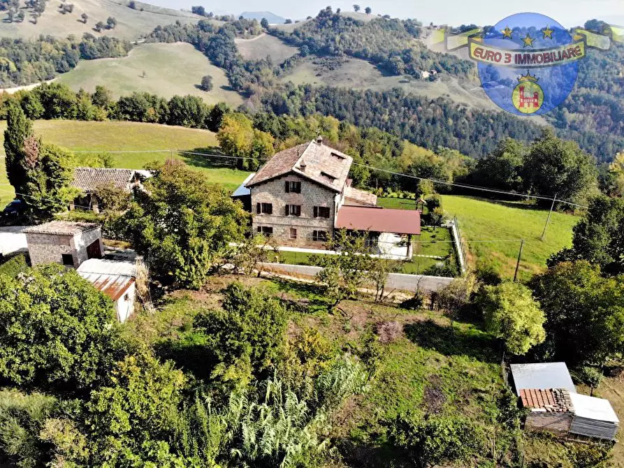 Immagine 5 di Rustico / casale in vendita  in LOCALITA' RUSTICI a Amandola