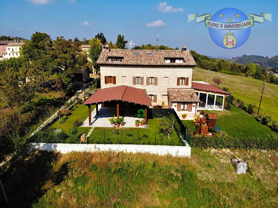 Immagine 21 di Rustico / casale in vendita  in LOCALITA' RUSTICI a Amandola