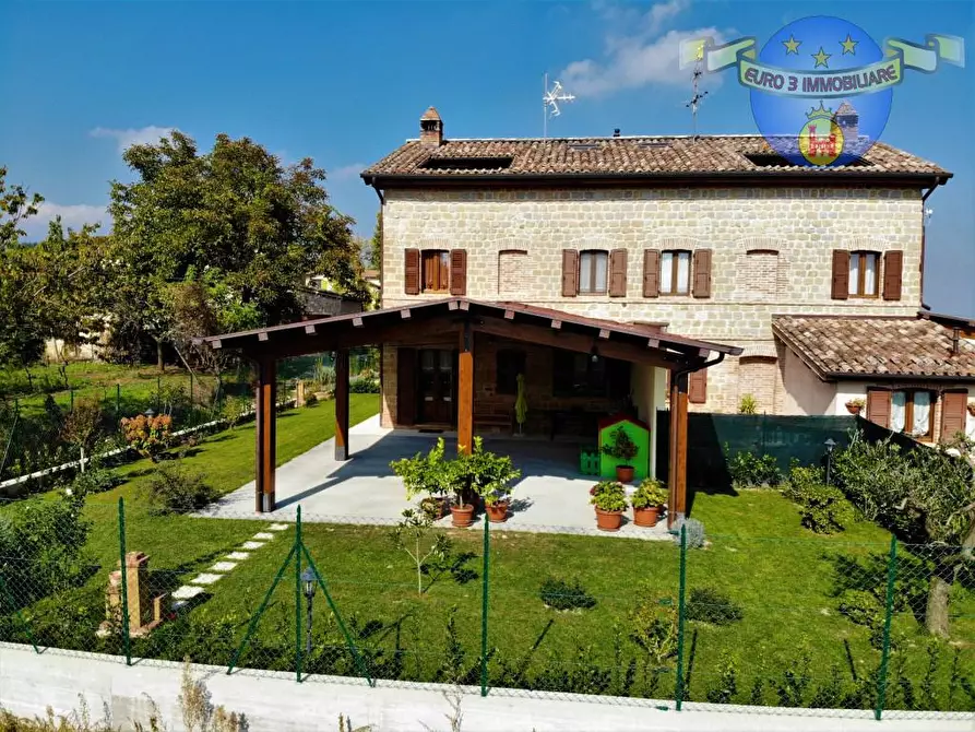 Immagine 22 di Rustico / casale in vendita  in LOCALITA' RUSTICI a Amandola