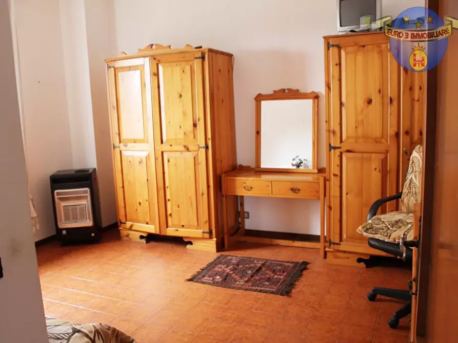 Immagine 6 di Villa in vendita  in MONTAZZOLINO a Montefortino